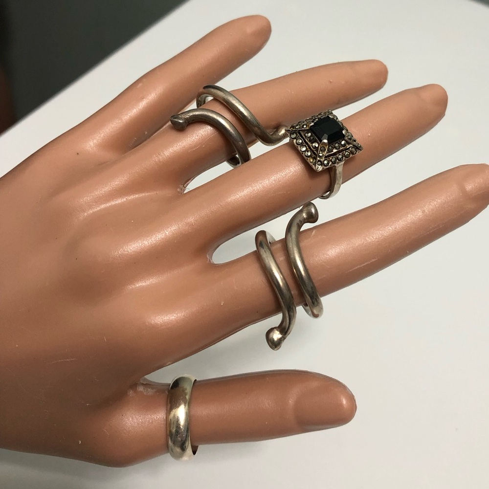 Sterling Silver Rings Scrap Or Wear 925) Missing Stone)
